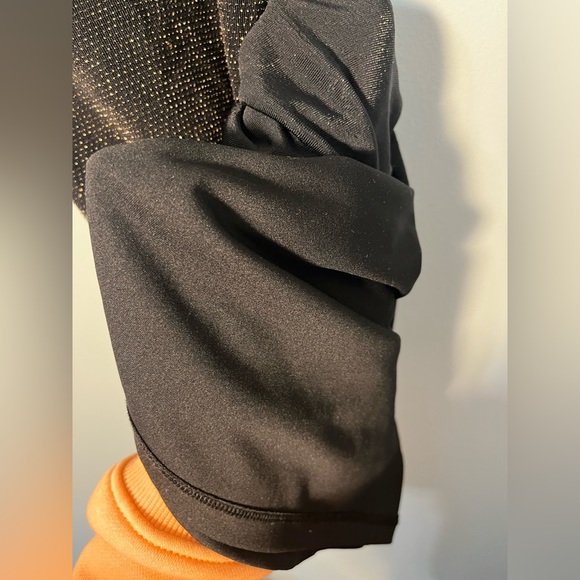 • Forever 21 Sparkly Shimmer Dress Gold and Black - Picture 11 of 12